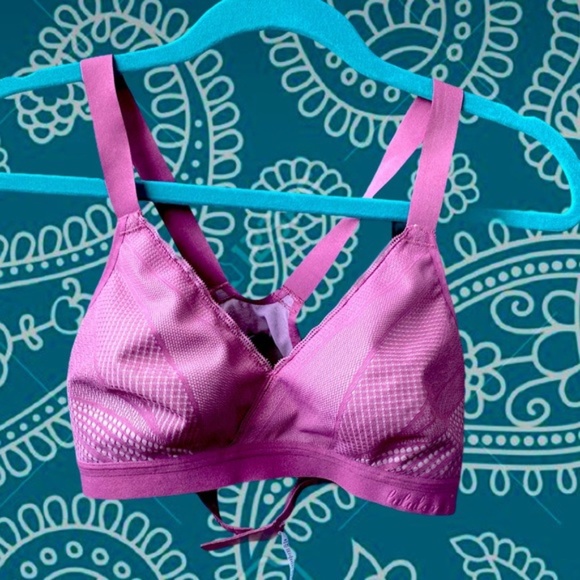 SOLD Lululemon Awake To Lace Sports Bra Purple 36C - Picture 3 of 6